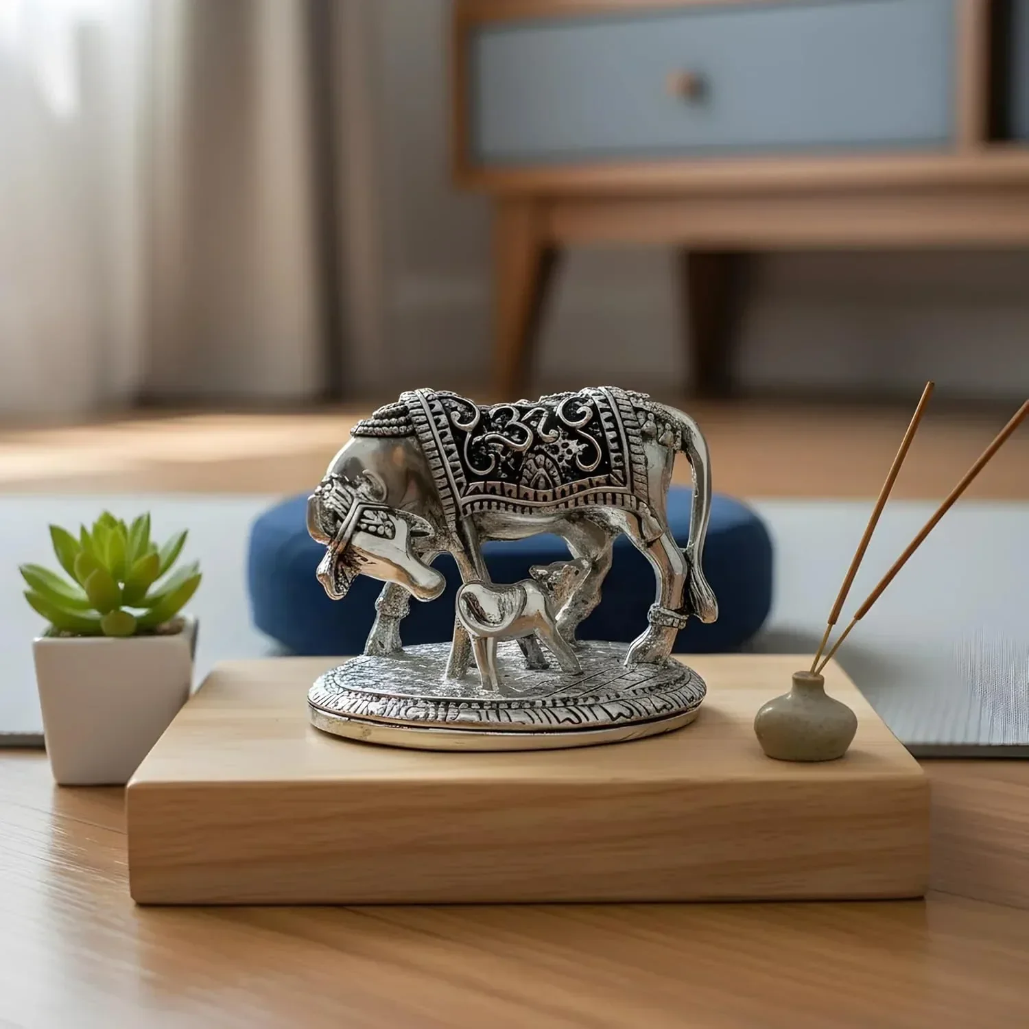 Kamdhenu Cow with Calf Silver-Plated Idol (2") - Image 6