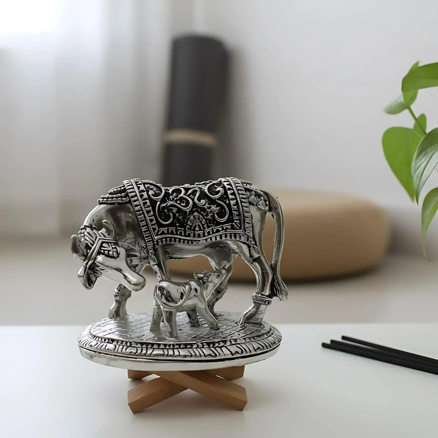 Kamdhenu Cow with Calf Silver-Plated Idol (2") - Image 7